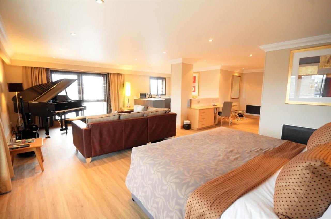 The Mansefield Hotel Elgin